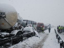 Tem'de Zincirleme Kaza