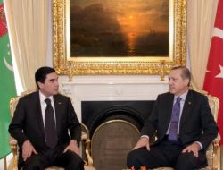 Türkmen Gazeteleri Berdimuhamedov'un Türkiye Ziyaretine 5 Sayfa Ayırdı