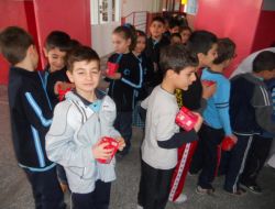 Özel Birlik İlköğretim Öğrencileri Kumbaralarında Biriktirdikleriyle Kitap Aldı