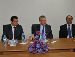 Tunceli Valiliği'nden Lise Son Sınıf Öğrencilerine Eğitim Desteği