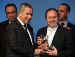 Arınç: Türkiye Güçlenecek!!