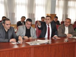 Belediye Başkanı Dede, Meclis Toplantısında Bdp'lilerle Tartıştı