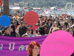 Ayvalık’ta Dünya Kadınlar Günü Üç Gün Boyunca Kutlanacak