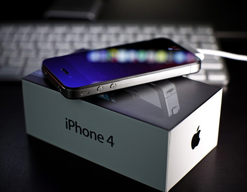iPhone 4S kaçakçılığı kameralara takıldı