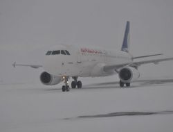 Van Seferini Yapan Uçaklar Muş’a İndi