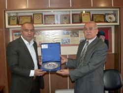 Kumru'da Vergi Rekortmenlerine Teşekkür Belgesi