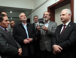 İran Başkonsolosluğu'ndan Fars Dili Ve Edebiyatı Bölümü'ne Kitap Bağışı