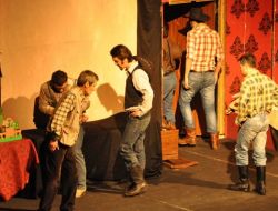 Altındağlı Genç Tiyatrocular Büyük Beğeni Topladı