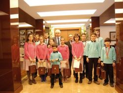 Samanyolu Koleji'nin Dahilerinden Vali Çakır'a Ziyaret