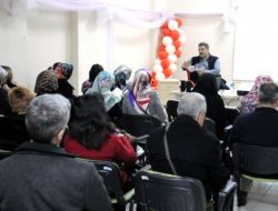 Aktif Kadınlara Hızlı Okuma Kursu