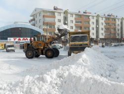 Palandöken'de Kar Temizleme Çalışmaları Sürüyor