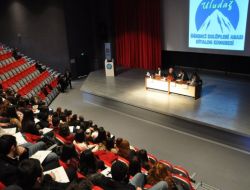 4. Uludağ Öğrenci Kulüpleri Arası Diyalog Kongresi Başladı