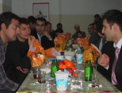 Siirt’e Yeni Atanan Öğretmenlere Söder’den Tanışma Yemeği