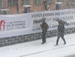 Siirt Şehir Merkezinin Tüm Yolları Ulaşıma Kapandı