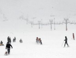 Erciyes Kayak Merkezi’nde Kar Kalınlığı 4 Metre Oldu
