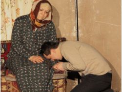 Kars'ta Sahne Alan 'Işık Süvarileri'ne İlgi Büyük Oldu