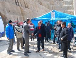 Kozan'da Kayıp 6 Baraj İşçisini Arama Çalışmaları Devam Ediyor