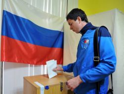 Antalya’daki Ruslar, Cumhurbaşkanlığı Seçimi İçin Sandık Başına Gitti