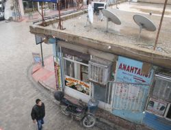 Nusaybin'de Yağmur Ve Dolunun Ardından Kar Yağdı