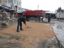 Turhal’da Bozulan Yollar Onarılıyor