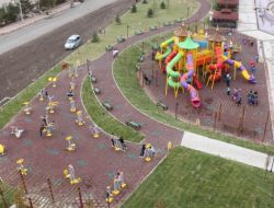 Palandöken Belediyesi Engelliler İçin Park Yaptırıyor
