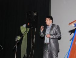 İmam Hatip Lisesi Öğrencilerinin Şiirleri Ayakta Alkışlandı