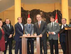 Şiddet Mağduru Kadınlar Hem Konaklayacak Hem Meslek Öğrenecek