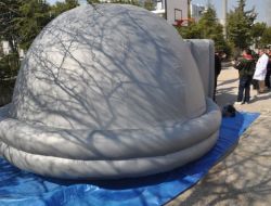 Öğrenciler Okul Bahçesine Kurulan Çadırda Uzayı Öğreniyor