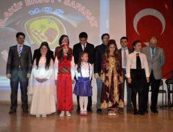 Akif'e Özendi, Ödülü Kabul Etmedi