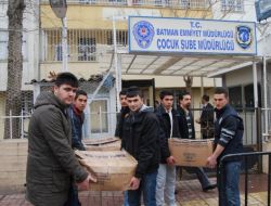 Polis Ve Öğrencilerin Verdiği Konserin Geliri Depremzedelere Dağıtıldı