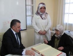 87 Yaşında Öğrendiği Kur'an İle Sınıf Birincisi Oldu