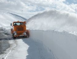 Muş'ta 190 Köy Yolu Ulaşıma Kapalı