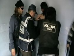 Esrar Alışverişi Gizli Kamerada