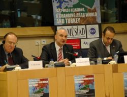 Bağış: Arap Baharı Birilerinin Kışı Olmasın