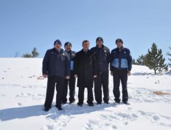 Zabıta Yaban Hayvanları İçin Doğaya Yiyecek Bıraktı