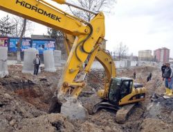 Battalgazi Kavşağında Altyapı Çalışmaları Sürüyor