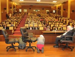 Deprem Dede'den Çocuklara Tatbikat