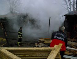 Kereste Fabrikasında Çıkan Yangın Maddi Hasara Neden Oldu