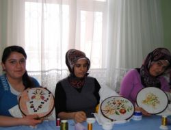 Günlerini Kursta Kutladılar