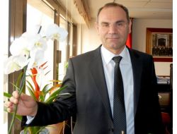 İzmir İl Milli Eğitim Müdürü Bardakcı: Öğretmen Eşimin Atanmasını Bekliyorum