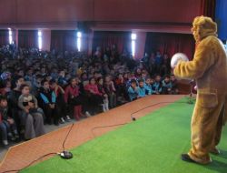 Samanyolu’ndan Öğrencilere Ücretsiz Tiyatro