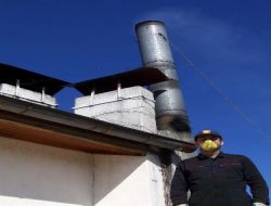 Burdur Belediyesi Sobalı Evlerin Bacasını 25 Tl'ye Temizliyor