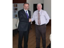 İtalyan Öğretim Üyesi, Kmü’yü Ziyaret Etti