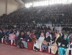 Cizre’de Yapılan Türkçe-Kürtçe Şenliği