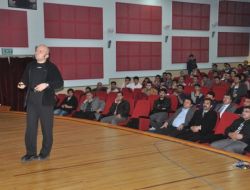 Tıbbiyeli Gönüllüler Topluluğu, Çanakkale'de Şehit Olan Hekimleri Andı