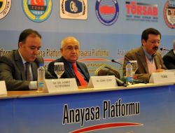 Çiçek: Yeni Anayasa Yıl Sonuna Kadar Hazır