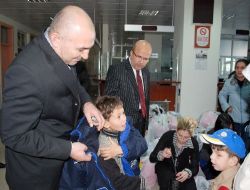 Afyonkarahisar Belediyesi, Ticaret Borsası İşbirliğiyle 250 Çocuğu Sevindirdi