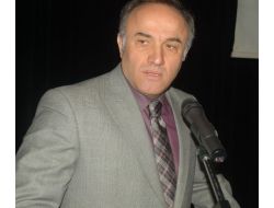 "İstiklal Marşı'nı Anlayamazsak Geleceğe Umutlu Bakmak Zor Olacak"