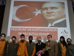 'Ermenilerin Katlettiği Türklerin Cenazeleri 52 Günde Defnedilebildi'