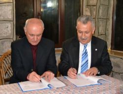 Çekerek Belediyesi İşçileri Toplu Sözleşme İmzaladı